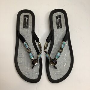 Grandco Black and Silver Beaded Women's Flip Flops